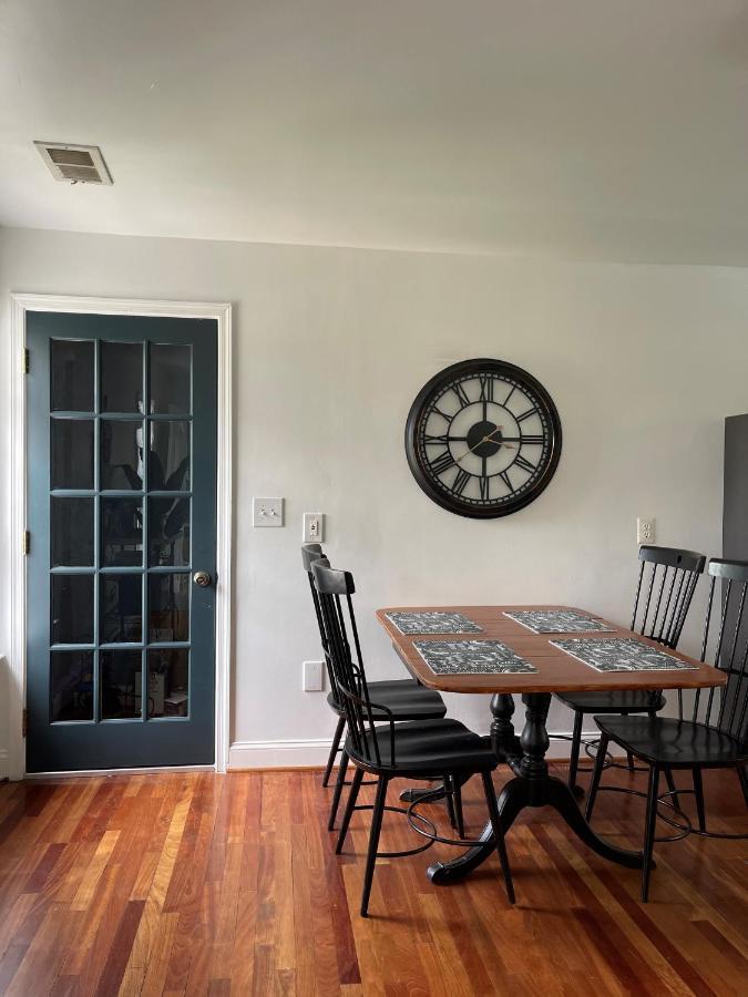 Brand New, Cozy, Modern, One-Bedroom Apartment Falls Church Exterior foto